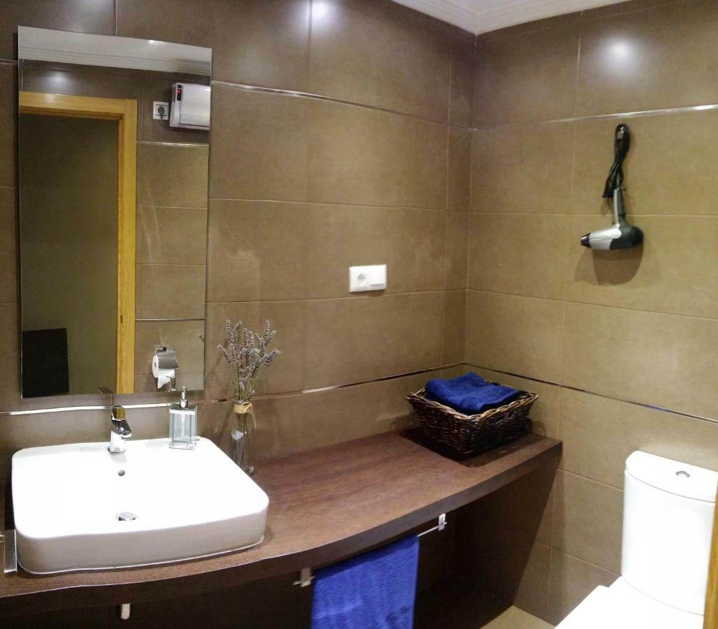 Apartamento Con Piscina En Foz Exteriör bild